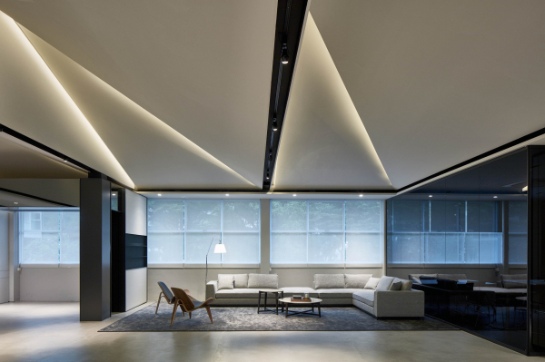 Многоуровневые натяжные потолки